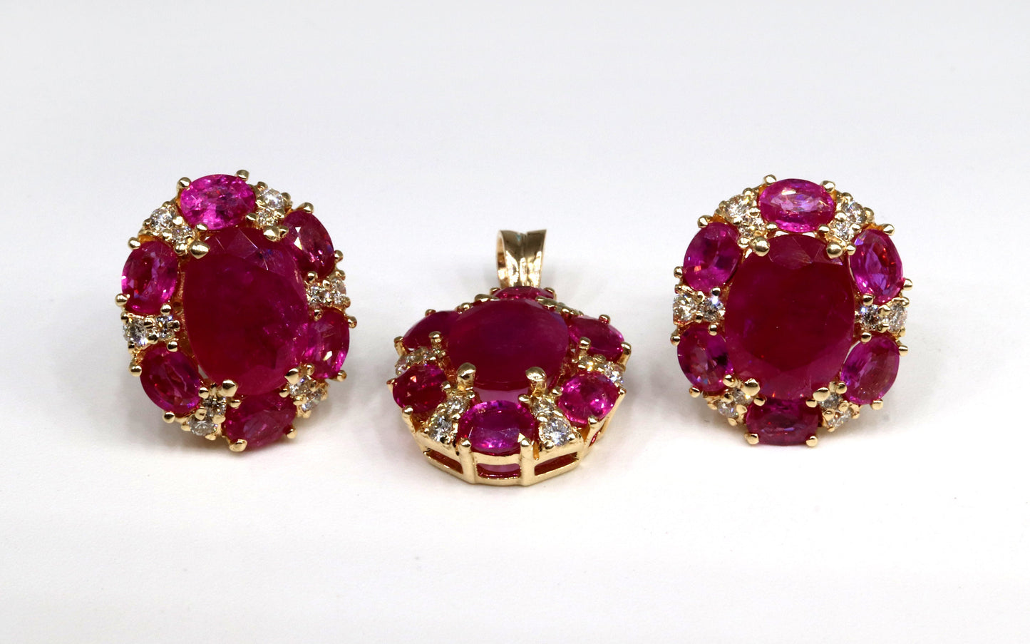 Ruby Jewelry : Pendant 14K Gold