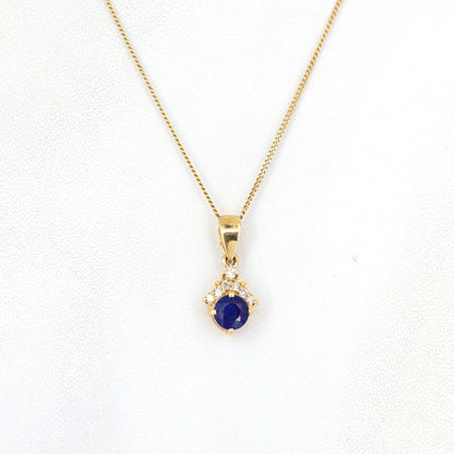 Minimalist Pendant 14K Gold