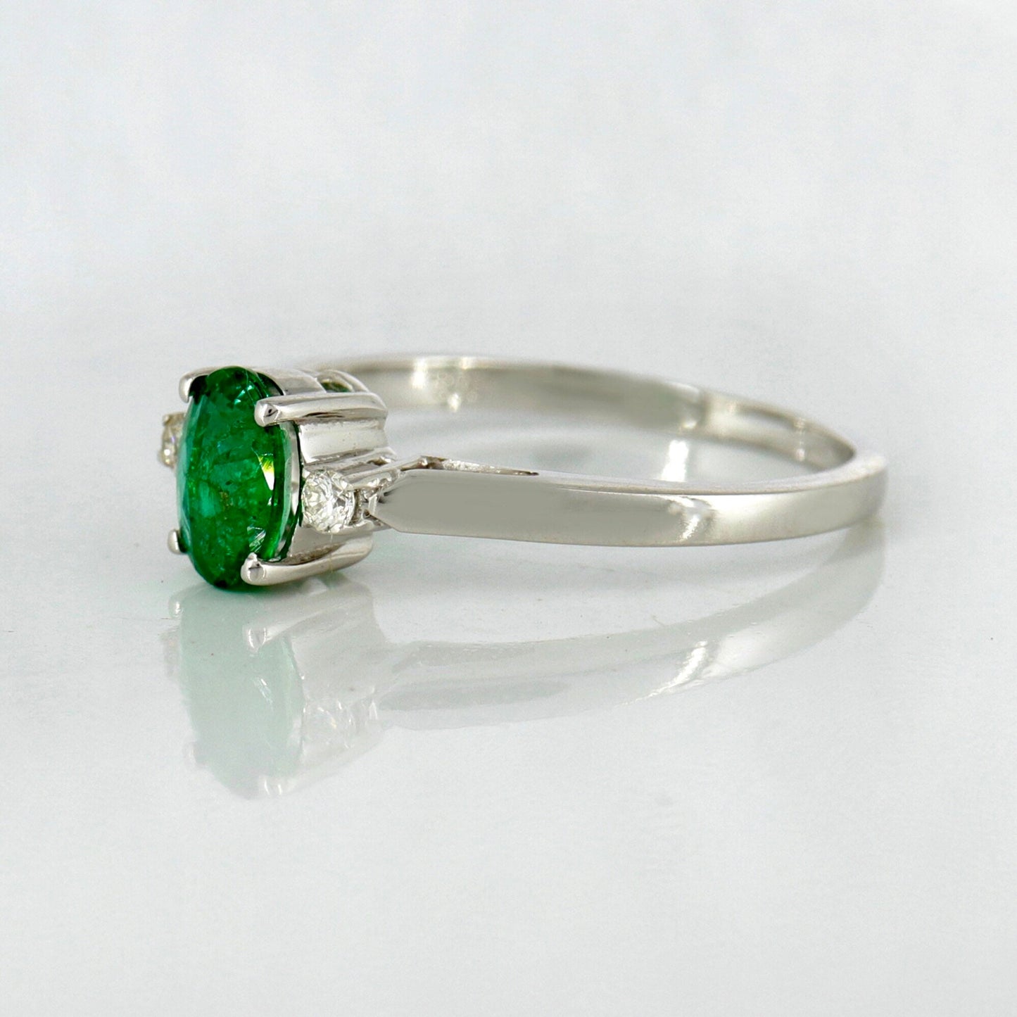 White Ring 14K Gold