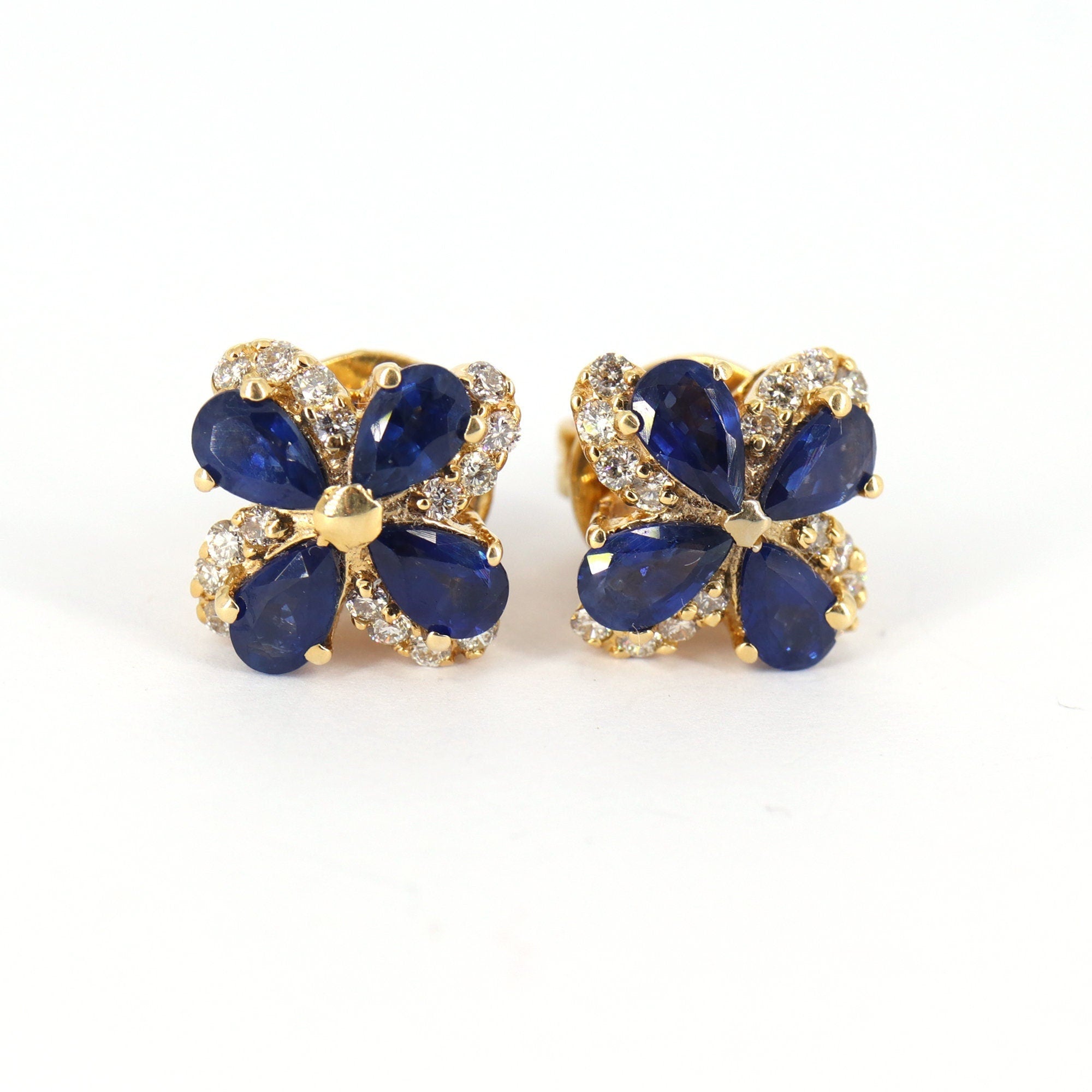 Yellow Studded Pear Cut Blue Sapphire Studs Top Quality Round Earring 14K Gold
