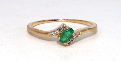 Beautiful Ring 14K Gold