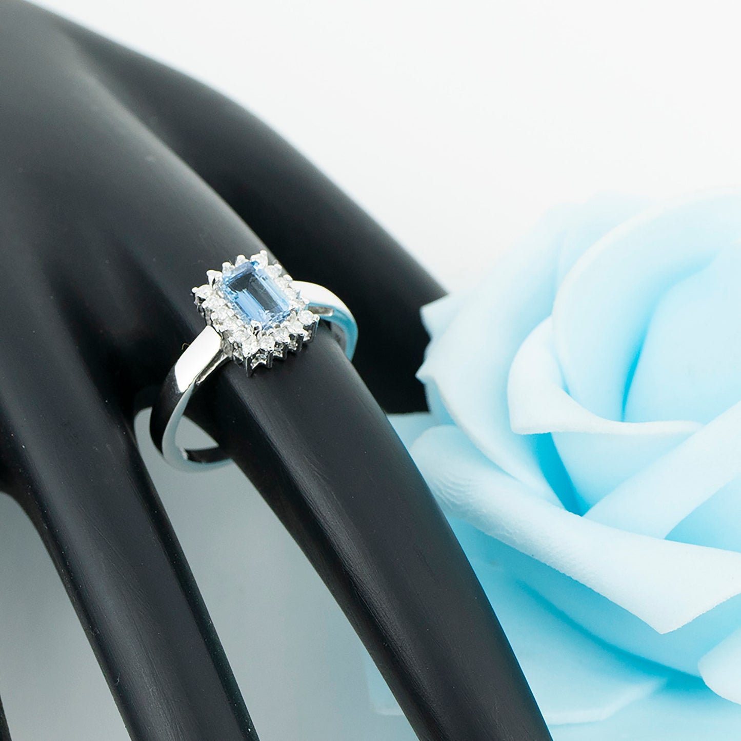 White Ring 14K Gold