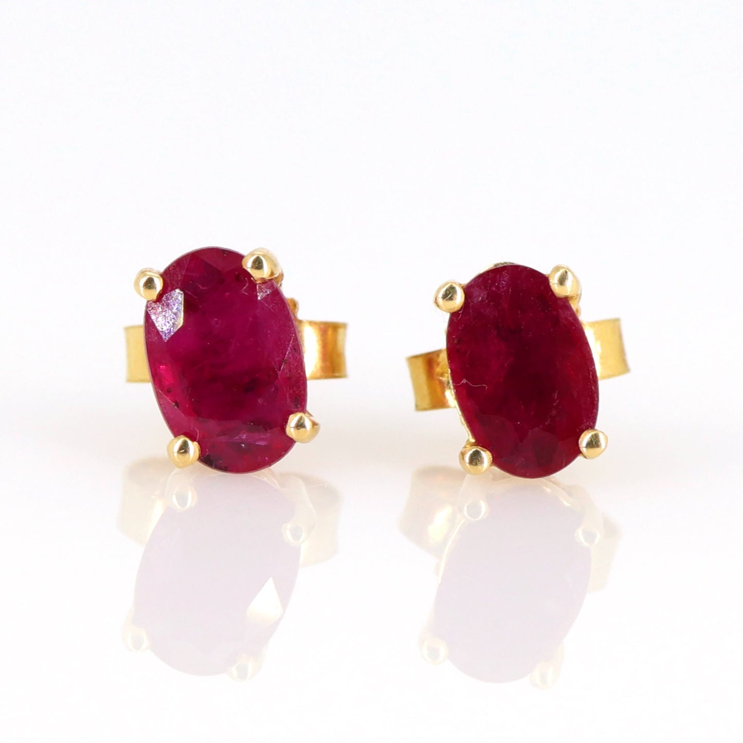 Simple Ruby Stud Earring 14K Gold