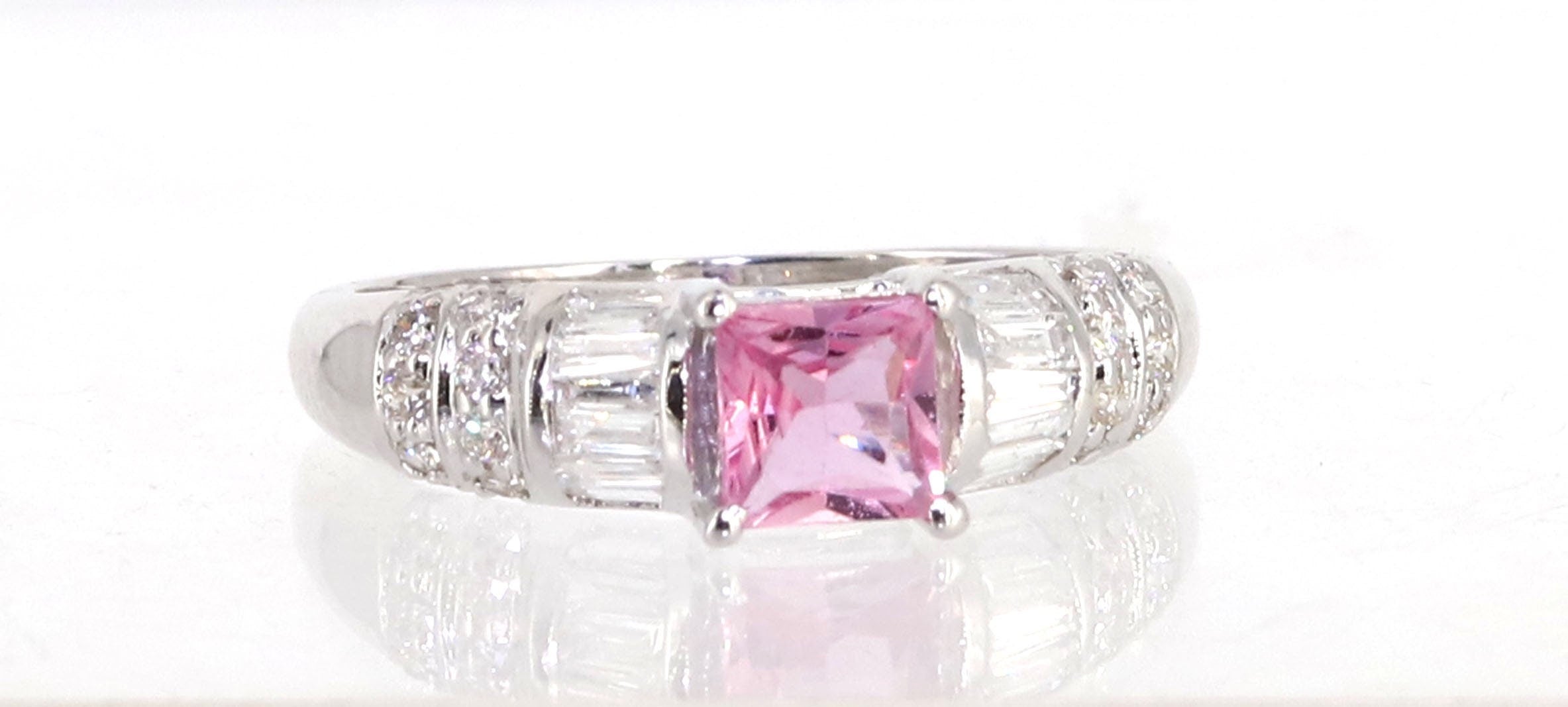 Beautiful Ring 14K Gold