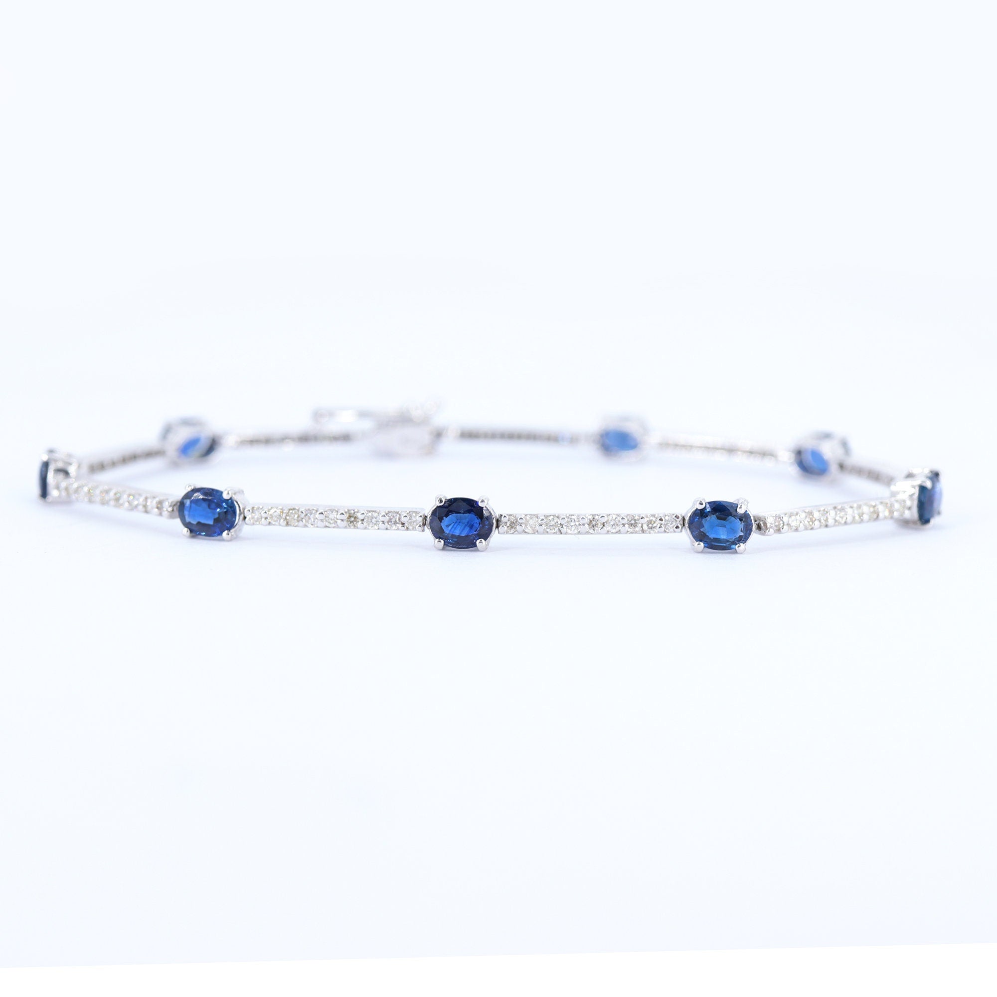 White Bracelet 18K Gold