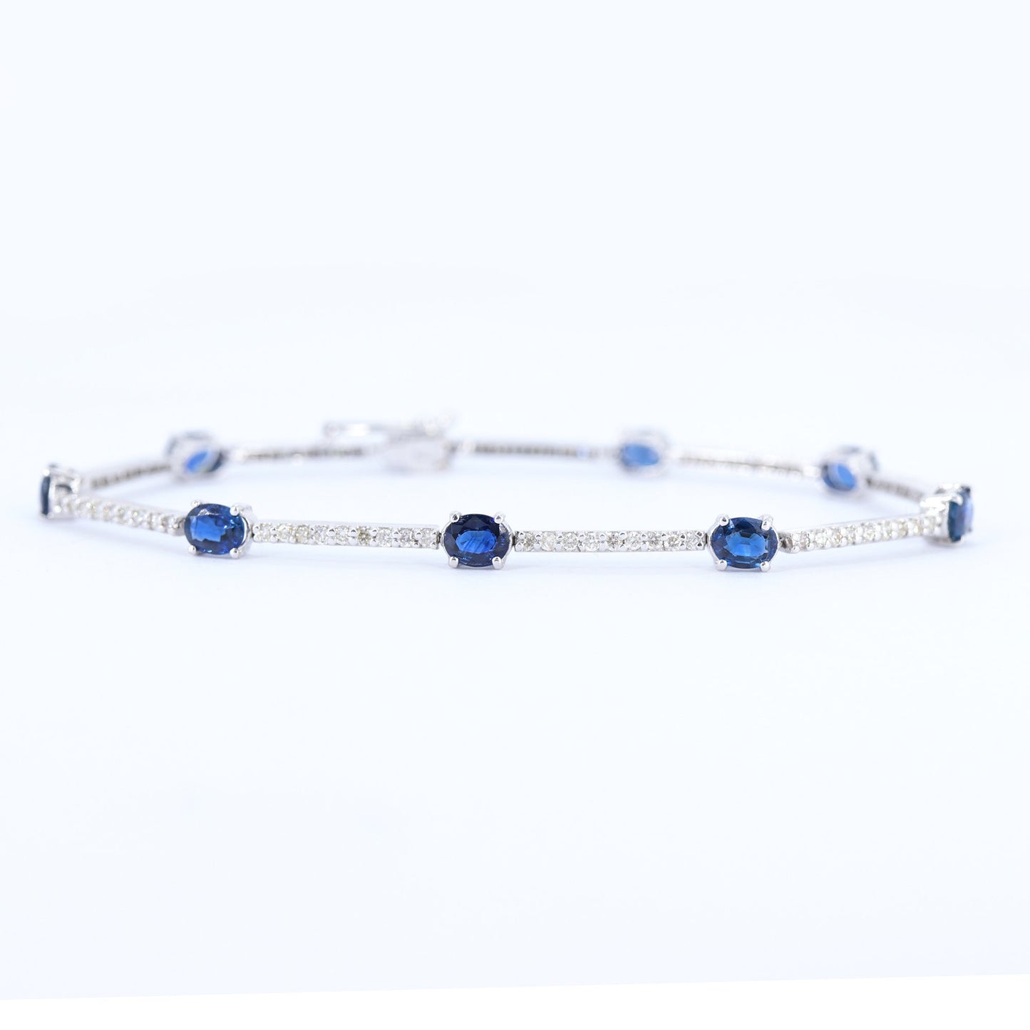 White Bracelet 18K Gold