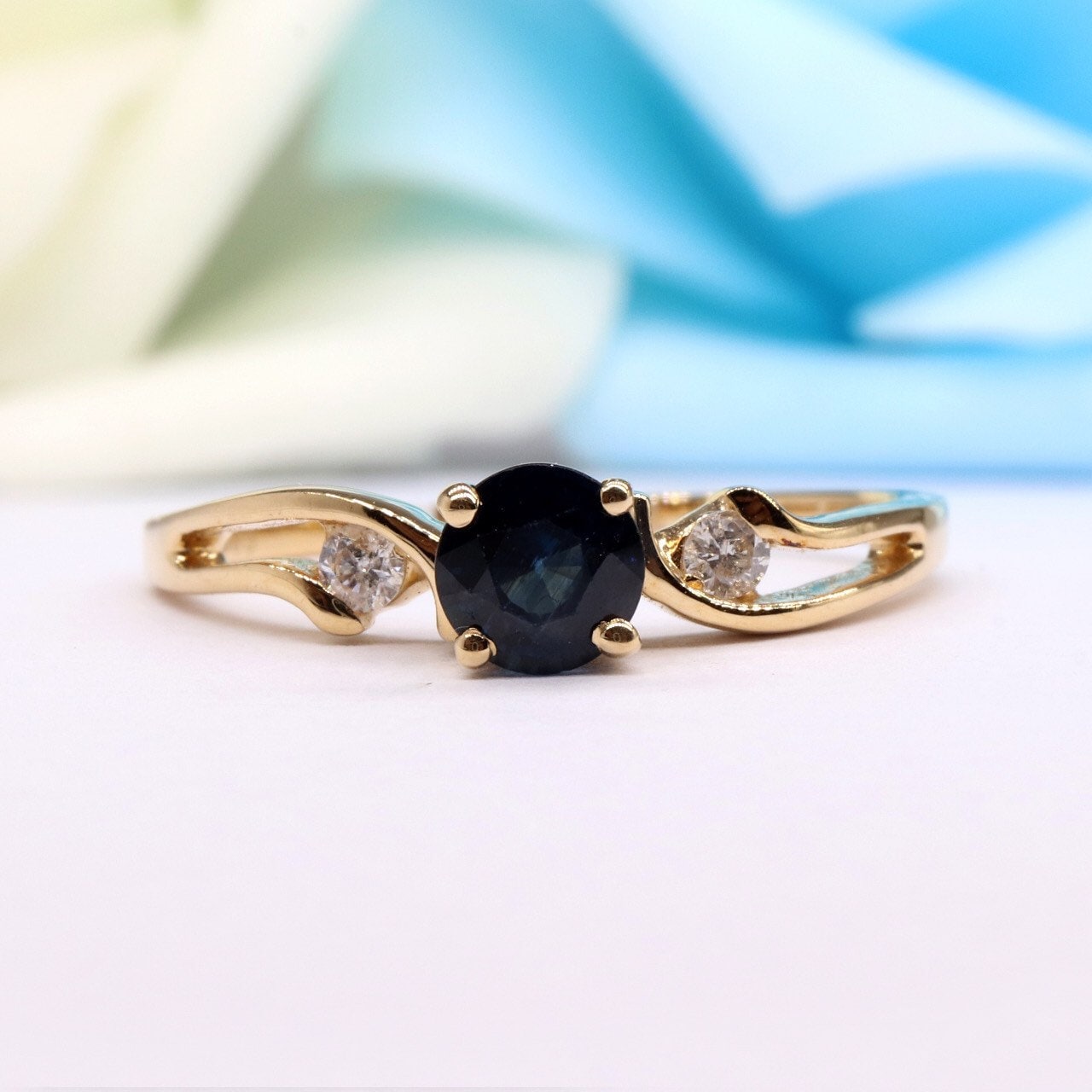 Sapphire Ring 14K Gold